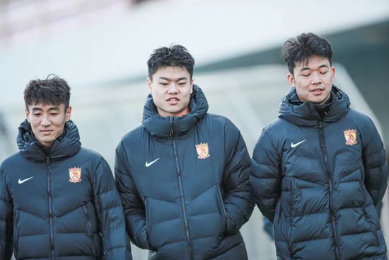 顽皮的家庭2020