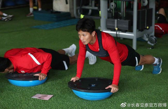 美女很黄免费网站
