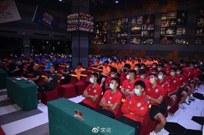 打扑克高清视频