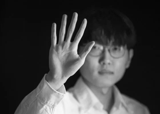 亚洲美腿丝袜综合一区