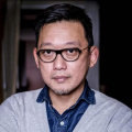 色 在线播放
